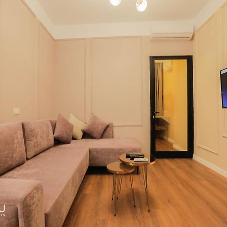 Miku Apartment - Perfect 1Bedroom At Komuna E Parisit Tiranë Eksteriør bilde