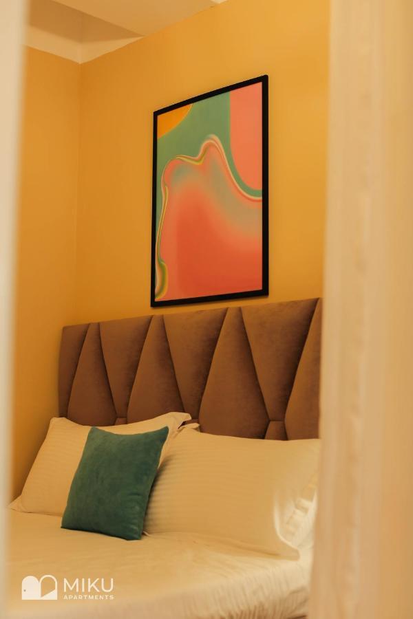 Miku Apartment - Perfect 1Bedroom At Komuna E Parisit Tiranë Eksteriør bilde
