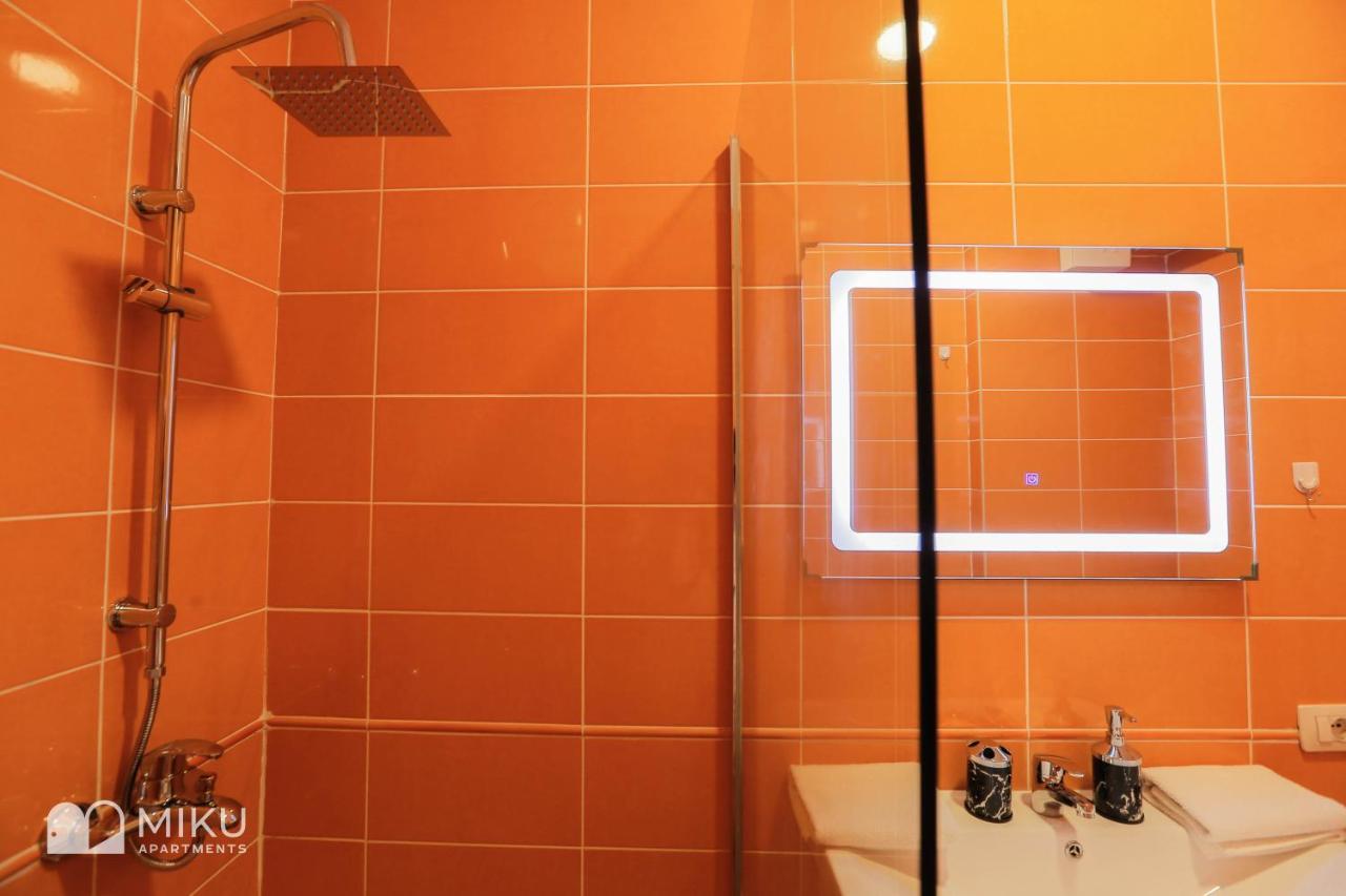 Miku Apartment - Perfect 1Bedroom At Komuna E Parisit Tiranë Eksteriør bilde