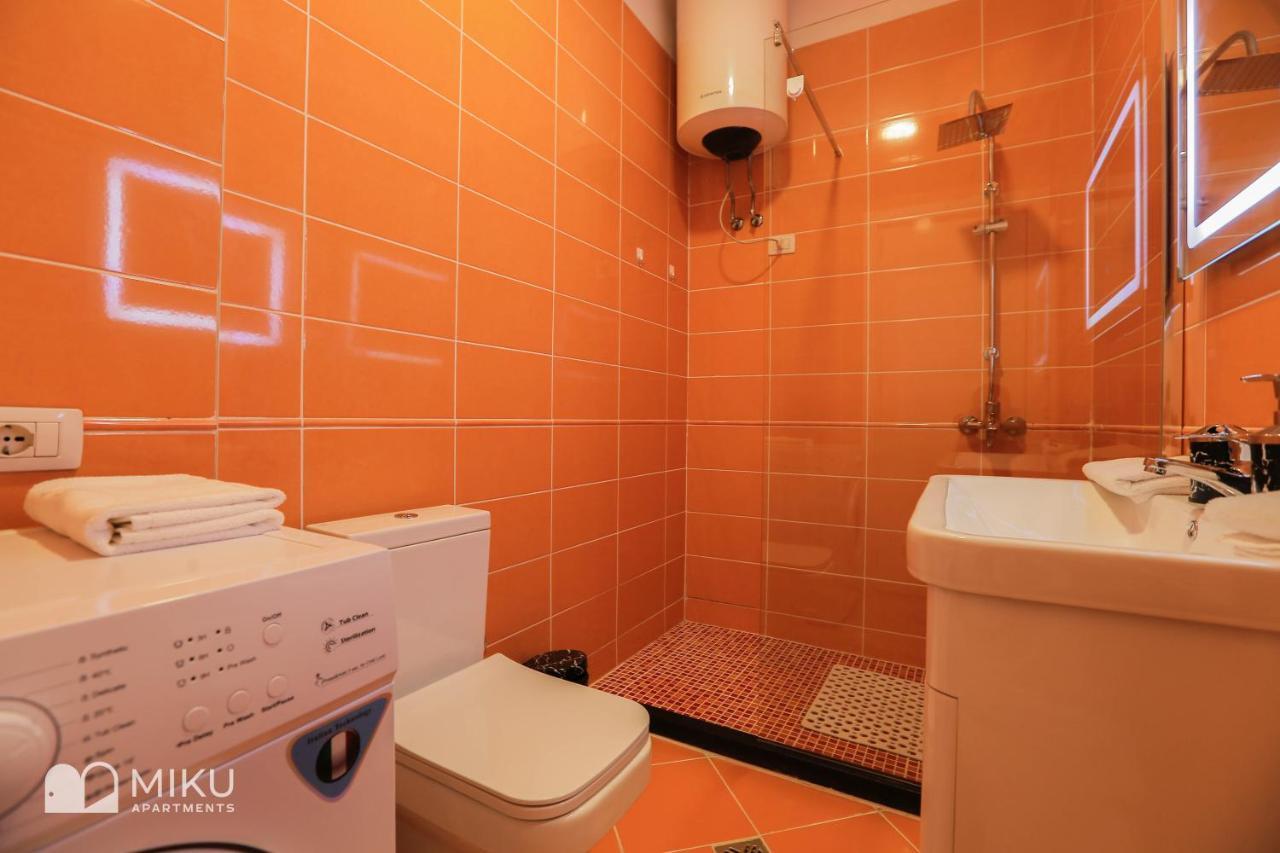 Miku Apartment - Perfect 1Bedroom At Komuna E Parisit Tiranë Eksteriør bilde