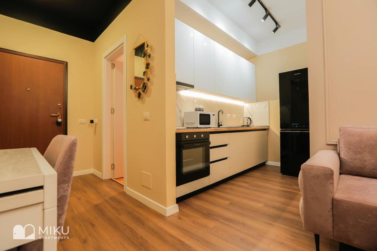 Miku Apartment - Perfect 1Bedroom At Komuna E Parisit Tiranë Eksteriør bilde